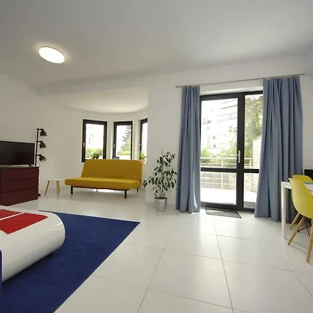 Comfort Korzeniowskiego 아파트