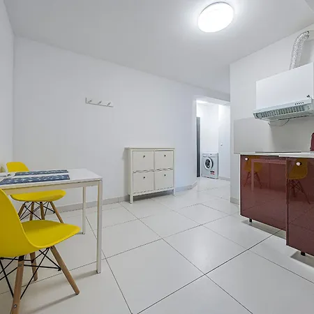 Comfort Korzeniowskiego * 그디니아