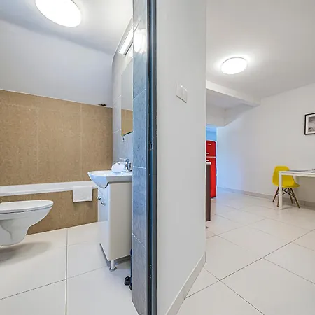 Comfort Korzeniowskiego 아파트