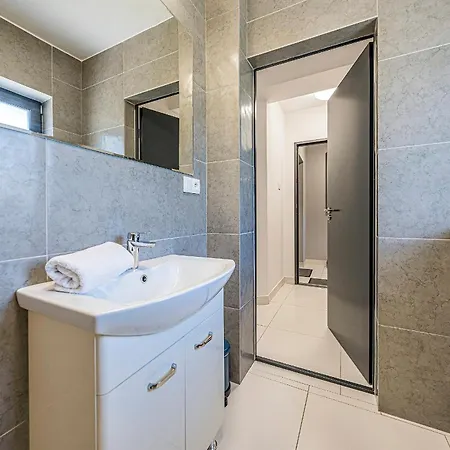 아파트 Comfort Korzeniowskiego *