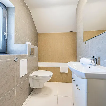 Comfort Korzeniowskiego 아파트 그디니아